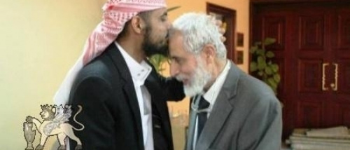 شبوة برس تنشر صور تظهر لقاء صلاح باتيس بالمرشد للإخوان محمد بديع (صور)