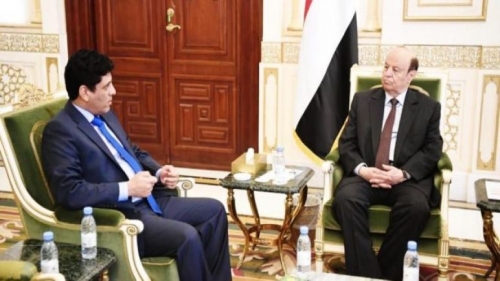 الرئيس هادي يستقبل الشيخ "باكريت" ويبحث معه اوضاع المهرة