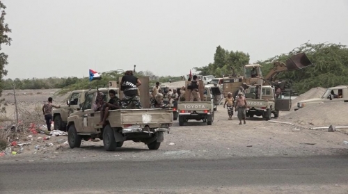 صحيفة عربية : إخوان اليمن يستهدفون اتفاق الرياض بحشد عسكري قرب عدن