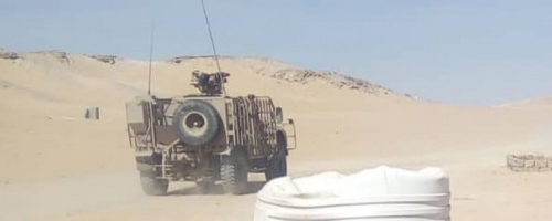 قوة عسكرية إماراتية تصل إلى معسكر العلم التابع للنخبة الشبوانية