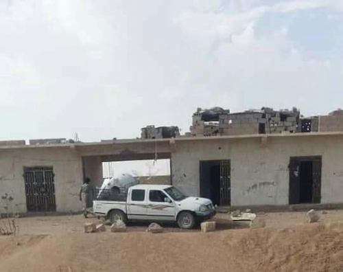 عناصر الإخوان ينهبون ممتلكات المواطنين في ميفعة بشبوة