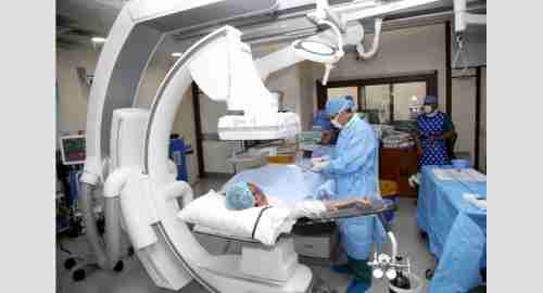 لقطاع الصحي في #الإمارات 49 عاماً من الإنجاز والتميّز