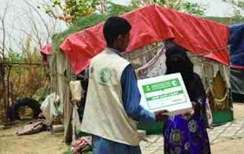 خلل على الأرض الجنوبية: يهدى للطفل الفقير كرتون تمر وتصرف الأموال على أبناء اللصوص والفاسدين 