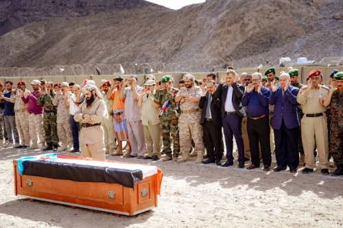 المحافظ لملس يتقدم مشيعي شهيد الواجب العميد ناصر الرضامي 