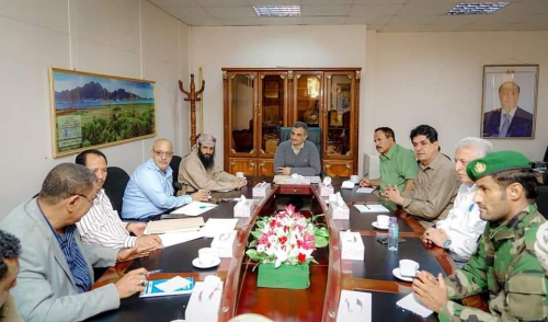 برئاسة المحافظ لملس.. اللجنة الأمنية بعدن تناقش الترتيبات الخاصة باستقبال الحكومة 