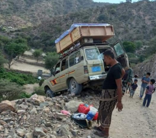 أهالي ردفان يناشدون الهلال الإماراتي شق طريق حسي