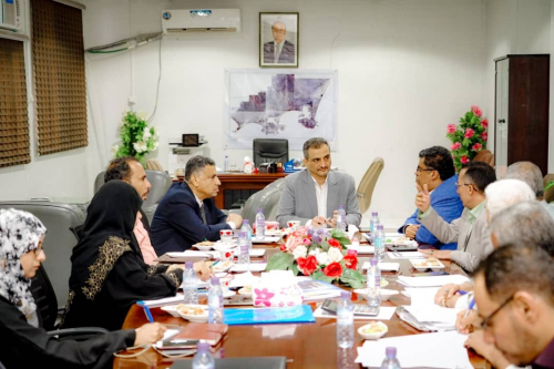 لملس يترأس الاجتماع الأول للجنة إعداد الخطة والموازنة للعام 2021