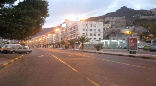 رغم التحديات.. المحافظ لملس ينتصر للعاصمة عدن