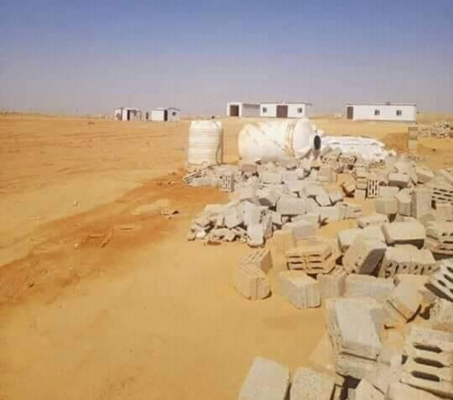 قبائل الصيعر تزيل بالقوة جمرك محافظ الجوف الإخونجي في صحراء العبر 