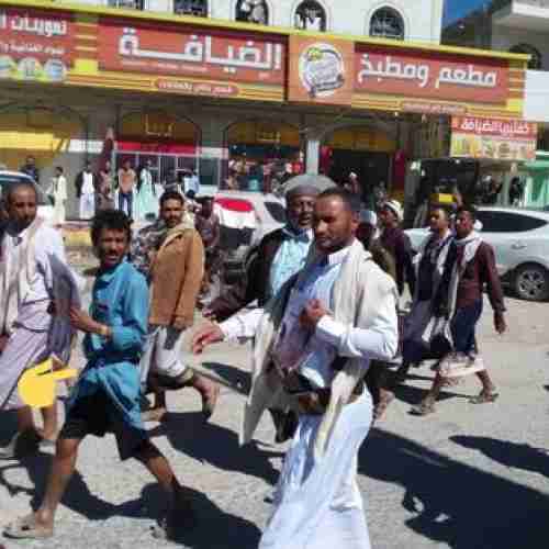 رغم استعانتهم بالعسكر والمستوطنين فشل إخواني في اخراج تظاهرة مؤيدة لـ "بن عديو"