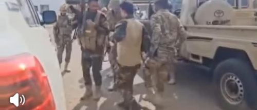 عاجل: القوات الجنوبية تتسلم قصر معاشيق ومغادرة حراسة العليمي 