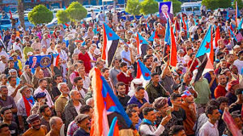 سياسة في الرياض وعمل على الأرض.. الانتقالي أمام مهمة بناء الدولة قبل إعلانها