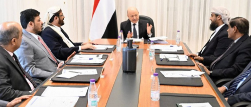 أستاذ قانون: مجلس القيادة الرئاسي سلطة أمر واقع ولا يملك أي شرعية دستورية