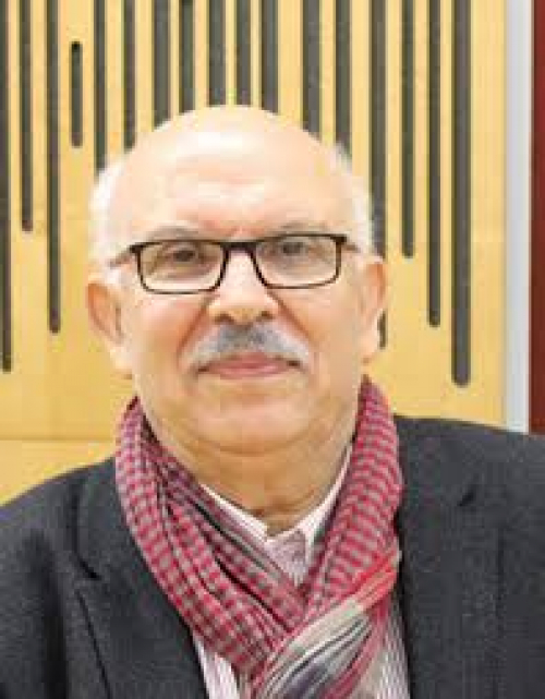 أثنان من الصحفيين العرب يتلقون شيكات عفاش شهادات من زمن شراء الصمت الإعلامي (أسماء)