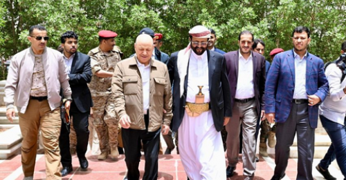 انكشاف خداع الشرعية وانتهازيتها: نهب أموال التحالف والاستعداد للتحالف مع الحوثي ضد الجنوب