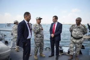 الوزير فالكونر: بريطانيا تتابع أوضاع اليمن عن كثب وتلتزم بالشراكة مع الجنوب