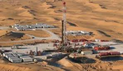 العليمي يشن الحروب على الجنوب لحماية سرقاته لنفط شبوة وحضرموت