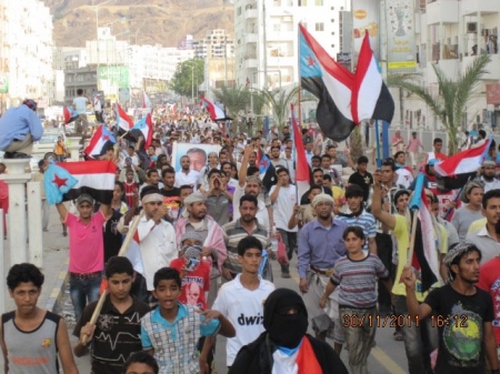 الانفصال الفوري أو الاتحاد الفيدرالي  مجموعة الأزمات الدولية: