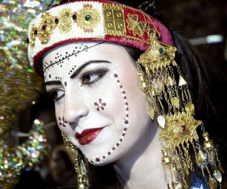 تونس تعود الى عصر الحريم بزواج القصّر؟ والسماح لمن يرغب بامتلاك جارية ؟؟