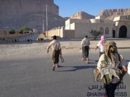 مجهولون يختطفون فجر اليوم نائب مدير أمن مديرية القطن بمحافظة حضرموت .