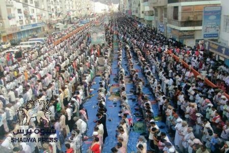 مسيرة حاشدة للحراك الجنوبي بالمعلا (فيديو )
