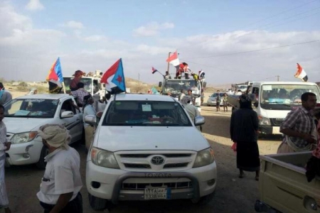 مسيرة شبوة الثانية تصل الى مودية في طريقها الى العاصمة عدن (صور) اضافة أولى