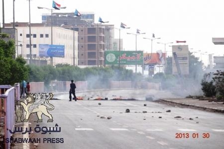 شاهد انتشار الجنودوالمصفحات وسط مدينة المنصورة أمس (فيديو )