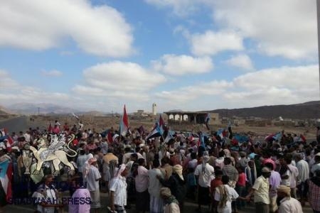 وسط انتشار عسكري كبير على جنبات ساحة الاحتفال في المدينة الحراك الجنوبي بردفان يحيي يوم الاسير بالملاح