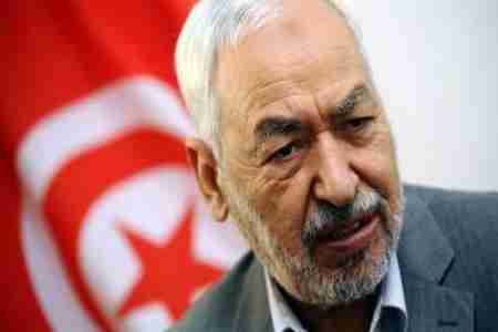 تونس.. الغنوشي يتعرض للرشق بالحجارة