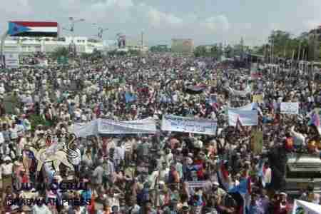 الشيخ بن سعيد الواحدي: لجماهير مليونية القرار قرارنا &lsquo;&lsquo;أقبل رؤوسكم المرفوعة عاليا على الدوام&lsquo;&lsquo; *