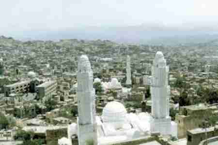 صحيفة حكومية : تفشي ظاهرة القرمطة وتعاطي الراتنج في تعز