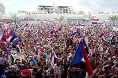 اليمنيون متفقون على إنهاء معاناة الجنوب.. ولكن!