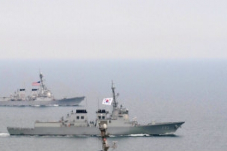 كوريا الجنوبية ‘‘ تنشر سفنا حربية لتعقب صواريخ الشمال‘‘