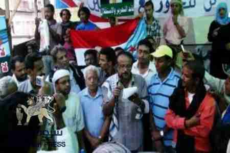 النوبة يحضر المسيرة الراجلة من خور مكسر الى كريتر ويدعو الجنوبيين الى مليونية جديدة في 27 ابريل