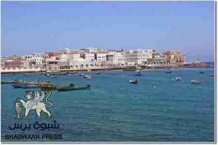 صحيفة عسكرية : امن المكلا يلقي القبض على عصابة تزوير عملة محلية