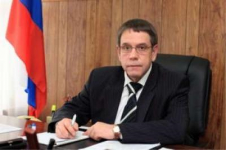 بعد إنتقاد شطارة لتصريحاته سفير روسيا : نحن مع اي خيار يتوافق عليه اليمنيين بما فيه فك الارتباط