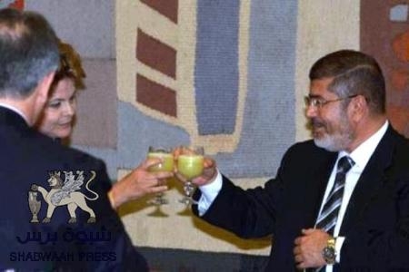 ما الذي شربه محمد مرسي في ضيافة الرئيسة البرازيلية؟