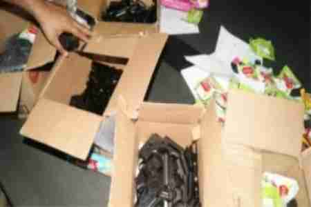 المسدسات التركية تتناسل في اليمن : ضبط شحنة مسدسات في تعز