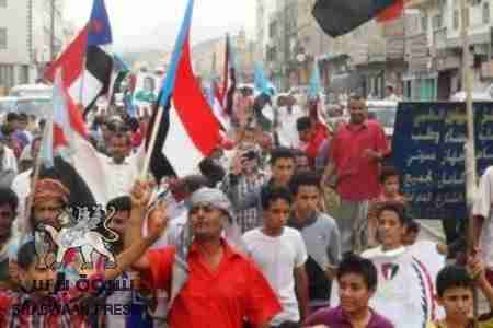 يوم الاسير : ردفان تدعو للزحف صوب عدن وتندد باستهداف ساحات النضال في العاصمة .