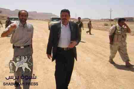 أبناء شبوة يطالبون المحافظ باحاج بالإستقالة من منصبه