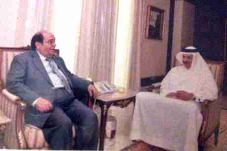 مصادر : الدكتور &lsquo;&lsquo; الزياني&lsquo;&lsquo; يلتقي الرئيس "العطاس "في الرياض