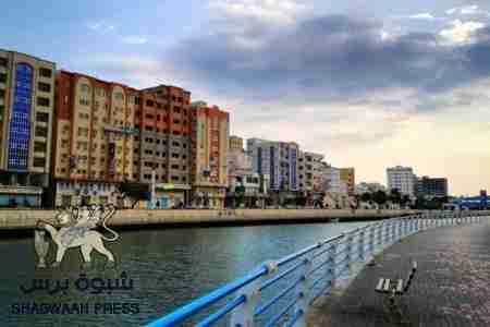 فرنسا تحذر عبر سفيرها في صنعاء من سيطرة القاعدة على المكلا