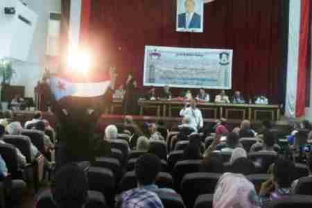 عبدالعزيز حبتور يستثمر بقشان سياسيا وماليا: بيان صادرعن المشاركين في إشهار منتدى عدن للتنمية: