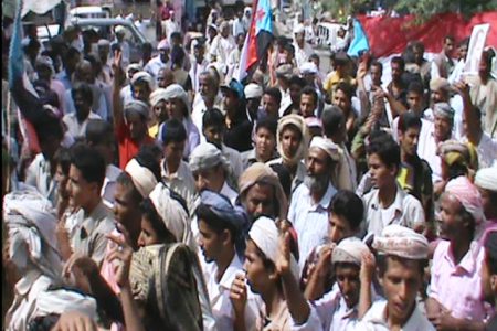 مسيرة حاشدة في مودية تندد بجرائم الاحتلال وترفض الحوار