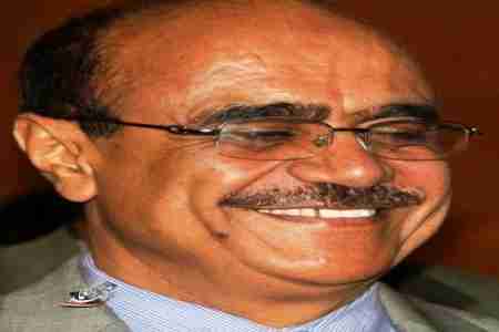 العمراني يتراجع عن تهديده &lsquo;&lsquo;بقمع الحراك الجنوبي&lsquo;&lsquo; ويؤكد انه بصدد توضيح ما نسب إلية من تصريحات