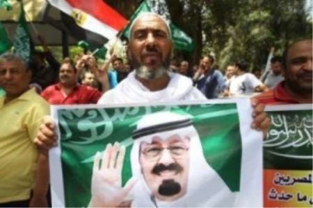 ضربة للاقصاد المصري : المستثمرون السعوديون يهددون بسحب استثماراتهم من مصر