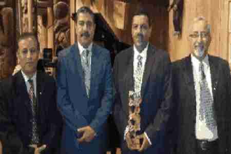 السفراء العرب في كندا يكرمون الدكتور باعبيد