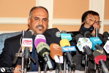 في مؤتمر صحفي: الكشف عن قاتل امان والخطيب‘‘نشوان العواضي‘‘ والدولة عاجزة عن القبض غليه