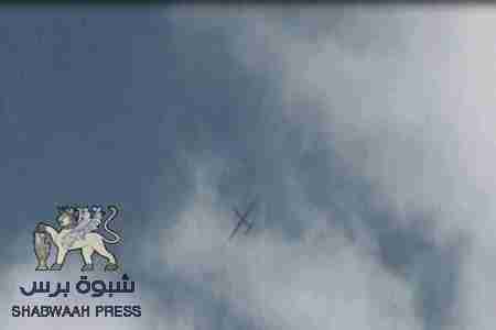 لفترة تقارب الـ 6 ساعات طائرة بدون طيار تحوم في سماء مدينة عتق