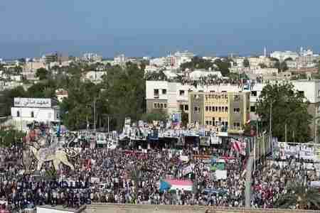 مندس اصلاحي يحاول افشال مليونية واطلاق النيران في الهواء